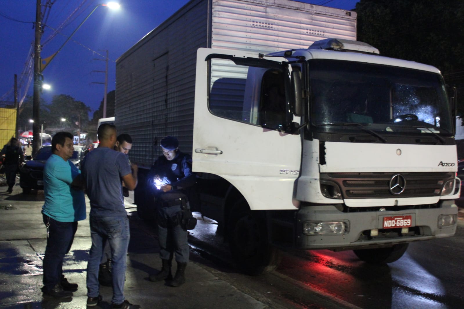 Funcion Rio Da Honda Morre Cabe A Esmagada Por Caminh O Em Grave